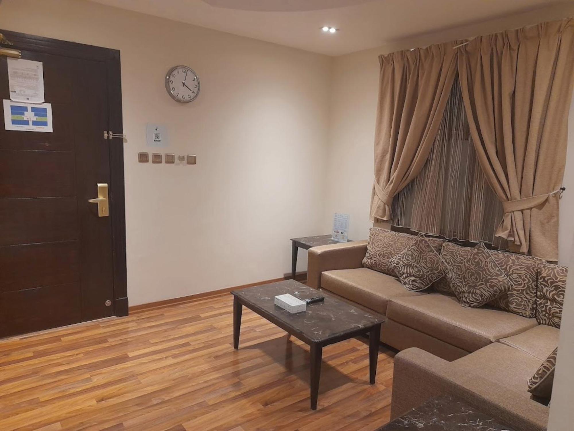 Aswar Hotel Suites Khobar Extérieur photo